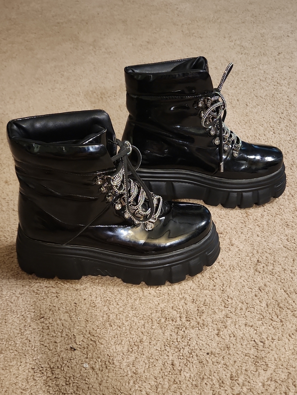 Azalea Wang Black Patent Leather Combat Boots 2.5" platform. Size 8.5